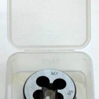 Schneideisen M7 x 1,0 HSS Schneidrad für Heimwerker-Arbeiten, hochwertiges Werkzeug aus HSS-Stahl mit DIN 223 Geprüft, rechts gewendet und komfortabel zu handhaben