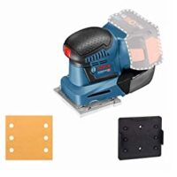 Bosch Professional 18V System Akku Schwingschleifer GSS 18V-10 mit blau-schwarzer Farbgebung und rotem Griff. Produktfoto aus einer Arbeitsumgebung.