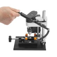 Elektrische Tischbohrmaschine, 220V Standbohrmaschine mit 7-stufiger Geschwindigkeit und Bohrhub bis 50mm, ideal für Holz und Kunststoff