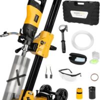 Professionelles Kernbohrgerät mit Mikroschlagfunktion und zwei Gangwechsel für Nass- und Trockenbohrungen, 1900 Watt Elektromotor, ideal für Stahlbeton und Hartgestein.