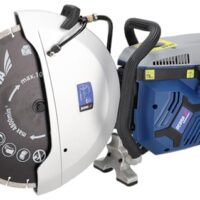 Benzinbeton- und Stahlschneidemaschine 400 mm DEDRA mit starkem Zweitaktmotor, Entlastungsventil und doppeltem Luftfilter für effizientes Schneiden von Beton und Metall.