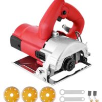 Elektrischer Fliesenschneider mit 3 Sägeblättern und verstellbarer Grundplatte für präzise Schnitte in Keramik oder Fliesen.