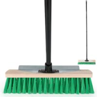 Hausfelder Straßenbesen 40 cm mit Stiel und Schabekante, Gartenbesen für den Außenbereich mit kratzkante und besenstiel