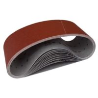 Hochwertige Schleifbänder aus Europa für verschiedene Werkstoffe wie Holz, Kunststoffe und Lacke. Robuster Baumwollgewebe mit Aluminiumkorund und Kunstharzbefestigung.