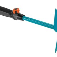Gardena Combisystem Kleinhäckchen, 2-Zinken-Doppelhacke für den Garten, Bodenlocker und Unkrautentferner mit ergonomischem Griff und Korrosionsschutz