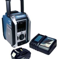 Professionelles Baustellenradio mit DAB+-Empfang, Bluetooth-Funktion und 3 Ah Akku von Makita