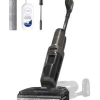 Hochwertiger Nass-Trockensauger mit hoher Saugkraft, effizienter Reinigung und Heißlufttrocknung für saubere Böden