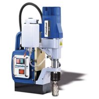 Magnetkernbohrmaschine mit geerdetem und doppelt isolierten Motor, Schnellspannaufnahme und Kühlmitteltank für effizientes Bohren von Metallen