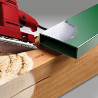 Hochwertiger kwb Schleifstreifen für Holz und Metall mit Korundkörnungen 60, 80, 120 und 180 mm. Robuster Papierträger und universale Verwendbarkeit.