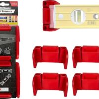 Roter universeller Wasserwaagenhalter von StealthMounts, feststellbare Halterung für Nivelliergeräte, kompatibel mit allen Marken und Modellen von Wasserwaagen.