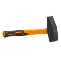 Professioneller Schlosserhammer mit 1500g Kopfgewicht und 2K Glasfaserstiel, ideal für Arbeiten in der Industrie und im Handwerk.
