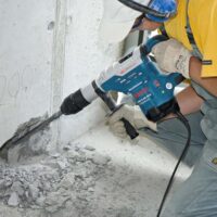 Bosch Professional Werkzeughalter SDS-max für Stocker- und Stampferplatten, 220 mm - hochwertiges Werkzeug für Abbrucharbeiter und Renovierer