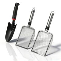 Zwei Gartensiebe aus Edelstahl, jeweils 2.8mm und 5.0mm Masche, mit integrierter Gartenschaufel und Griff für den Garten