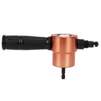 Verschiedene Metallblätter mit einem Nibbler aufsatz für akkuschrauber, der eine hohe Schnittgeschwindigkeit und ein ergonomisches Griffdesign bietet.