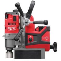 Hochwertige Bohr-Einheit von Milwaukee mit 18-Volt-Akku, LED-Beleuchtung und REDLITHIUM-Akku