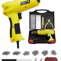 Das VEVOR Kunststoff Schweißgerät ist ein leistungsstarkes Werkzeug für die Reparatur von Kajaks, Spielzeugen und Auto-Stoßstangen. Mit 220 W Leistung heizt sich die Schweißpistole auf 450 °C auf.